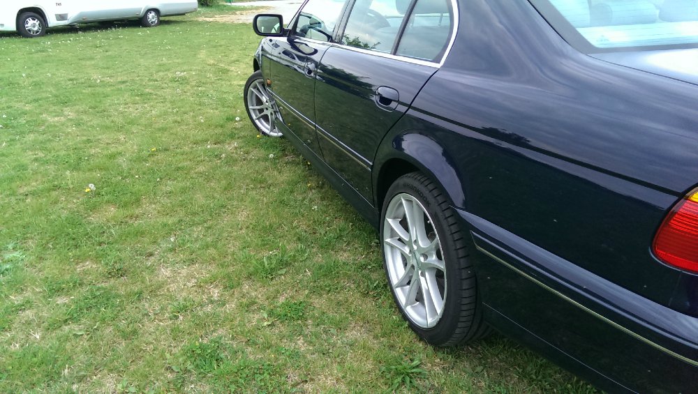 535i Limousine - 5er BMW - E39