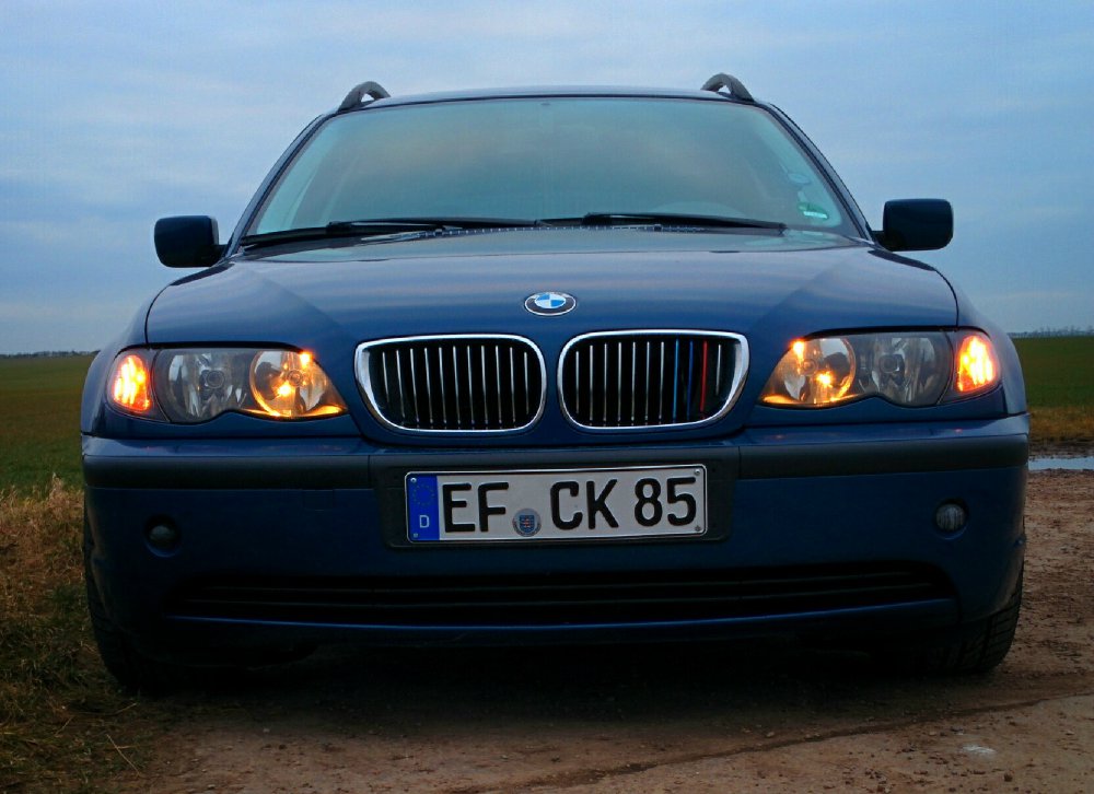 E46 318i Touring Topas-Blau Metallic (2002) - 3er BMW - E46