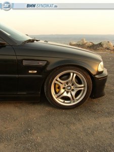 BMW M68 Felge in 8.5x17 ET 37 mit Continental Winter Sport Reifen in 245/40/17 montiert hinten Hier auf einem 3er BMW E46 325i (Cabrio) Details zum Fahrzeug / Besitzer