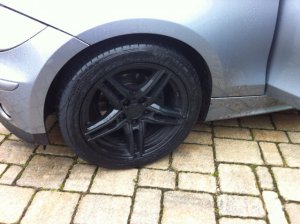 Borbet Xr Black glossy Felge in 7.5x17 ET  mit Fulda Sport Control Reifen in 225/45/17 montiert vorn Hier auf einem 1er BMW E87 118d (5-Trer) Details zum Fahrzeug / Besitzer