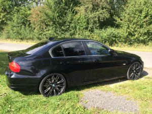 BMW E90 330D Black-Performance M 624 20" - 3er BMW - E90 / E91 / E92 / E93