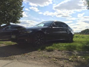 BMW E90 330D Black-Performance M 624 20" - 3er BMW - E90 / E91 / E92 / E93 BMW E90 330D Black-Performance M 624 20" - 3er BMW - E90 / E91 / E92 / E93