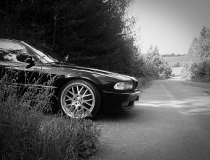 Nur ein 28er - Fotostories weiterer BMW Modelle