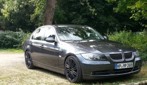 Carbo's BMW E90 330i - 3er BMW - E90 / E91 / E92 / E93 Carbo's BMW E90 330i - 3er BMW - E90 / E91 / E92 / E93