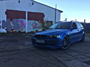 Estorilblauer Traum-Touring (Upd. Styling 313) - 3er BMW - E46