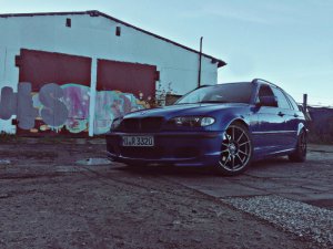 Estorilblauer Traum-Touring (Upd. Styling 313) - 3er BMW - E46