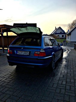 Estorilblauer Traum-Touring (Upd. Styling 313) - 3er BMW - E46