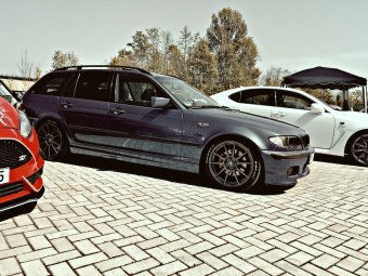 Estorilblauer Traum-Touring (Upd. Styling 313) - 3er BMW - E46