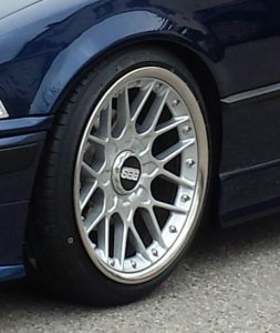 BBS RS 700 Felge in 8.5x18 ET 22 mit Falken ZE 914 Reifen in 205/40/18 montiert vorn Hier auf einem 3er BMW E36 320i (Coupe) Details zum Fahrzeug / Besitzer