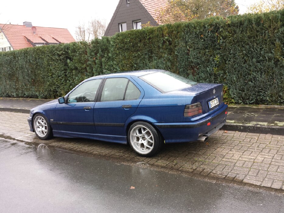 E36  Limosine 320i - 3er BMW - E36