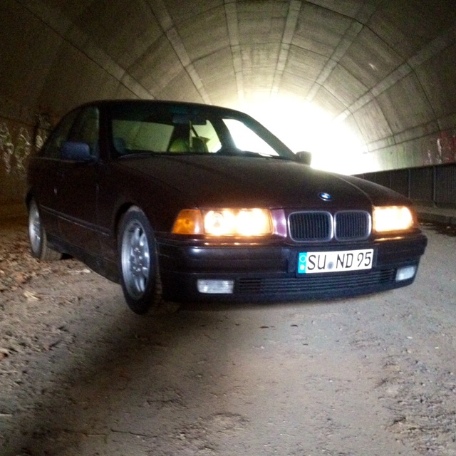 Mein Bimmer in Brokatrot - 3er BMW - E36