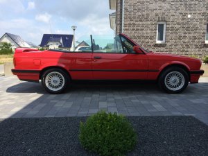 BMW 318 cabrio - 3er BMW - E30