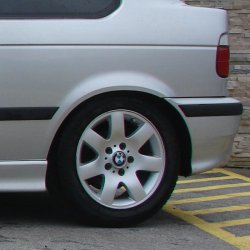 BMW style 45 Felge in 7x16 ET 47 mit Goodyear Efficientgrip Reifen in 205/55/16 montiert hinten Hier auf einem 3er BMW E36 316i (Compact) Details zum Fahrzeug / Besitzer