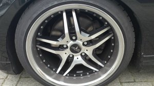 Corniche Sport Wheels Vegas Felge in 9x18 ET 35 mit Dunlop Sportmaxx Reifen in 225/40/18 montiert vorn mit 5 mm Spurplatten Hier auf einem 3er BMW E91 320d (Touring) Details zum Fahrzeug / Besitzer
