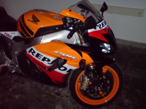 Repsol-Limited-Edition 999 - Fremdfabrikate