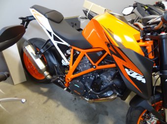 Unsere KTM  /  1290 Super Duke R Akrapovic - Fremdfabrikate