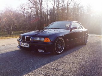 BMW E36 318i Cabrio Erstauto - 3er BMW - E36 BMW E36 318i Cabrio Erstauto - 3er BMW - E36