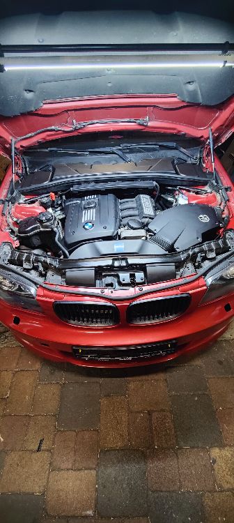 BMW E82 125i Sedonarot - Daily für den Daily - 1er BMW - E81 / E82 / E87 / E88 BMW E82 125i Sedonarot - Daily für den Daily - 1er BMW - E81 / E82 / E87 / E88