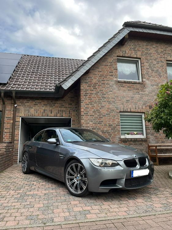 E93 M3 Cabrio "Emmi" - 3er BMW - E90 / E91 / E92 / E93 E93 M3 Cabrio "Emmi" - 3er BMW - E90 / E91 / E92 / E93
