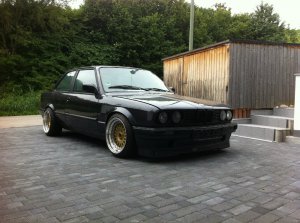 E30 goes ......"""" - 3er BMW - E30