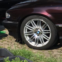 Carsonic Wheels Csw09 Felge in 8.5x19 ET 15 mit BF Goodrich  Reifen in 245/40/19 montiert vorn Hier auf einem 7er BMW E38 735i (Limousine) Details zum Fahrzeug / Besitzer