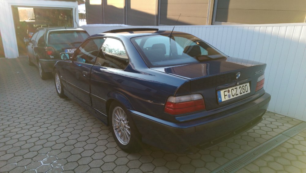 BMW 323i Coupe Avusblau Metallic M-Paket - 3er BMW - E36