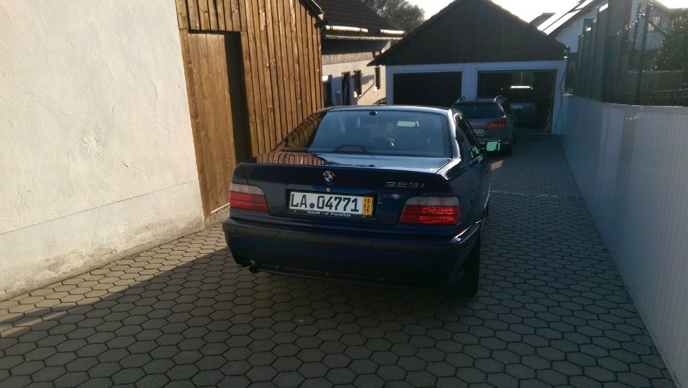 BMW 323i Coupe Avusblau Metallic M-Paket - 3er BMW - E36