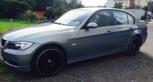 BMW 318i E90 - 3er BMW - E90 / E91 / E92 / E93