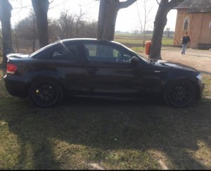 E82 black - 1er BMW - E81 / E82 / E87 / E88 E82 black - 1er BMW - E81 / E82 / E87 / E88