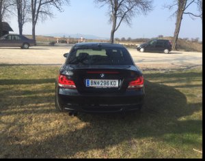 E82 black - 1er BMW - E81 / E82 / E87 / E88 E82 black - 1er BMW - E81 / E82 / E87 / E88