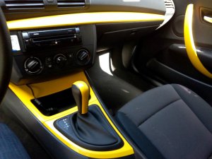 Black & Yellow - 1er BMW - E81 / E82 / E87 / E88 Black & Yellow - 1er BMW - E81 / E82 / E87 / E88