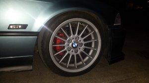 BMW styling 32 Felge in 8x17 ET 20 mit Nankang 1092961 Reifen in 215/40/17 montiert vorn mit folgenden Nacharbeiten am Radlauf: Kanten gebrdelt Hier auf einem 3er BMW E36 320i (Coupe) Details zum Fahrzeug / Besitzer