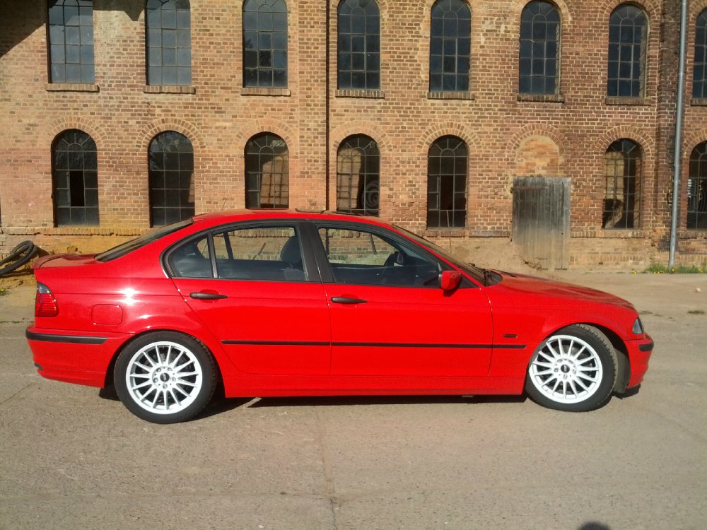 E46 Limo in rot - 3er BMW - E46