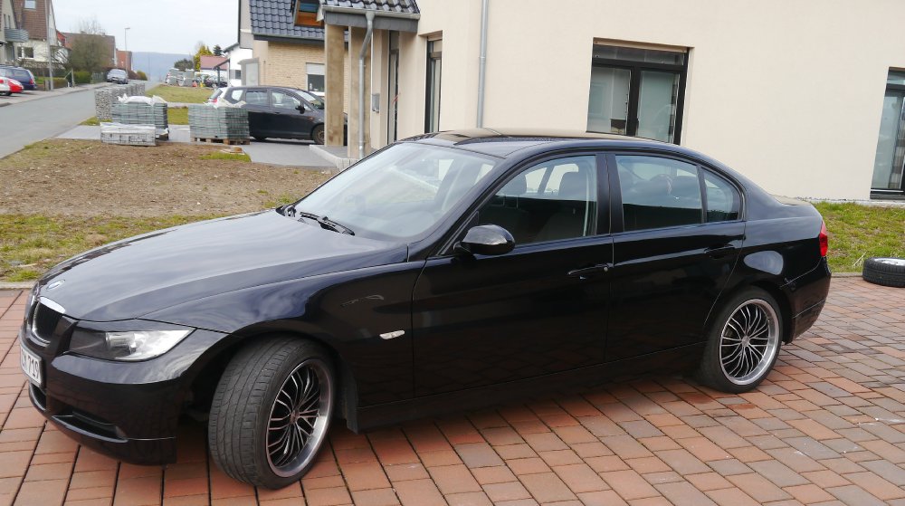 E90, 318d - 3er BMW - E90 / E91 / E92 / E93