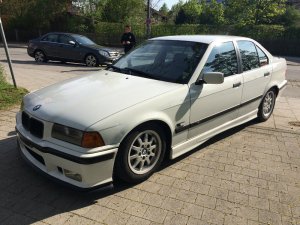 BMW E36 323i Limousine "Neuauferstehung" - 3er BMW - E36 BMW E36 323i Limousine "Neuauferstehung" - 3er BMW - E36