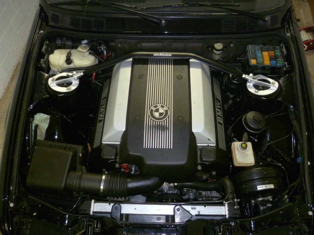 BMW E30 Black Edition - 3er BMW - E30
