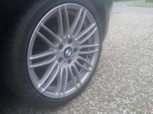 BMW  Felge in 8.5x18 ET 35 mit Dunlop  Reifen in 235/30/18 montiert hinten Hier auf einem 1er BMW E87 116i (5-Trer) Details zum Fahrzeug / Besitzer