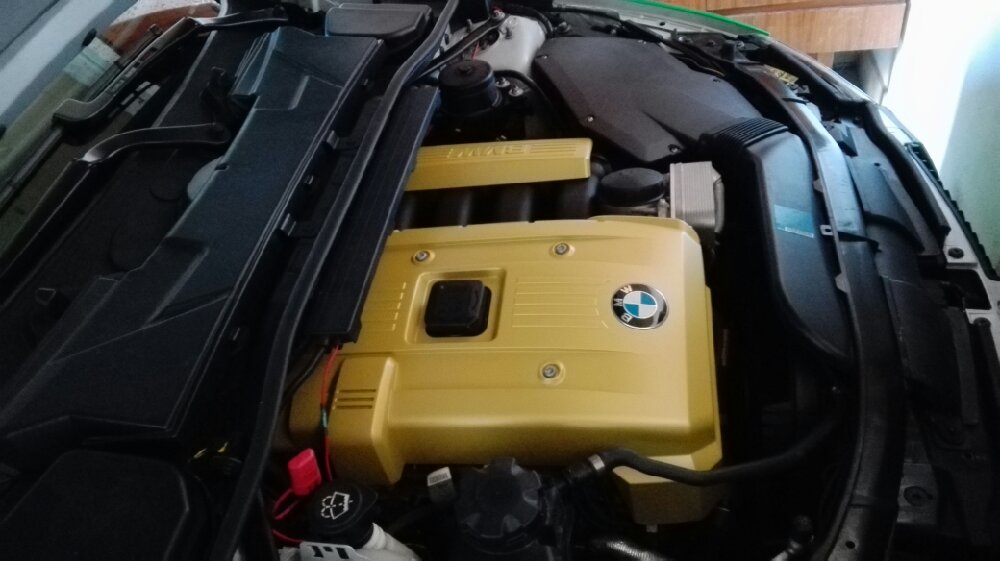 BMW E90 330I PERFORMANCE - 3er BMW - E90 / E91 / E92 / E93