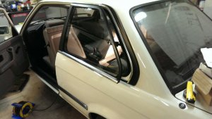 E30 320i - 3er BMW - E30