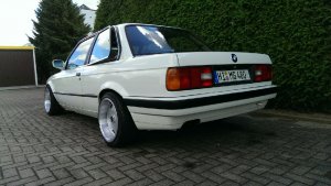 E30 320i - 3er BMW - E30