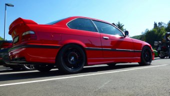 318is E36 Coup Hellrot Class-II-Optik - 3er BMW - E36
