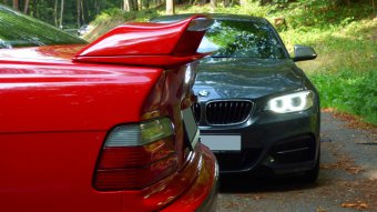 318is E36 Coup Hellrot Class-II-Optik - 3er BMW - E36