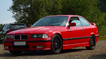 318is E36 Coup Hellrot Class-II-Optik - 3er BMW - E36