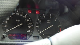 318is E36 Coup Hellrot Class-II-Optik - 3er BMW - E36