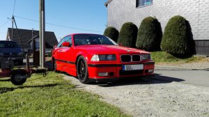 318is E36 Coup Hellrot Class-II-Optik - 3er BMW - E36