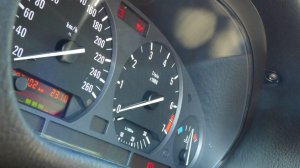 318is E36 Coup Hellrot Class-II-Optik - 3er BMW - E36