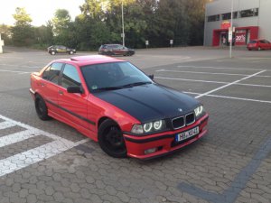 E36 320i limo in rot die acht Vorbesitzer gesucht - 3er BMW - E36
