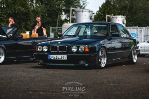 E34, 525i Limo \ Oxfordgrne Diva - 5er BMW - E34