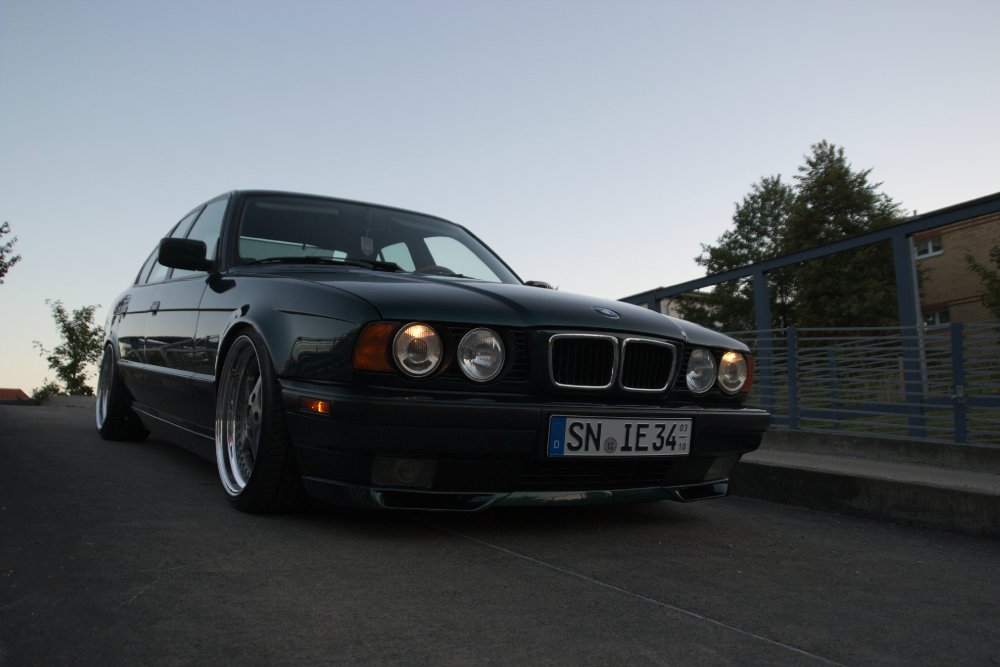 E34, 525i Limo \ Oxfordgrne Diva - 5er BMW - E34