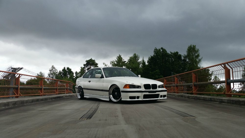 E36 328i Coupe Matt Wei - 3er BMW - E36